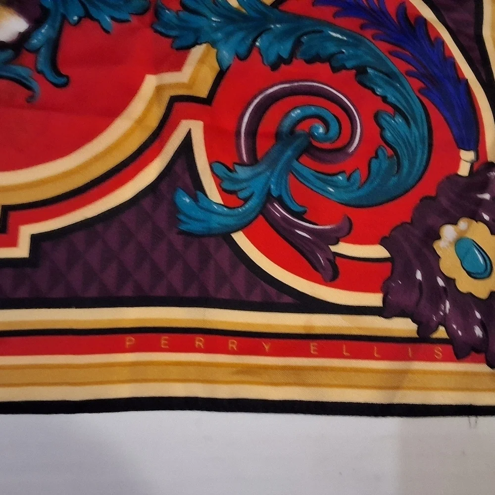 Perry Ellis Ginormous Regal Versaille Patten Silk Scarf